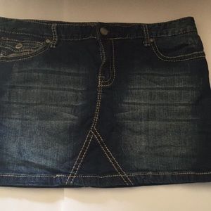 Maurice’s Jean Skirt Sz 13/14